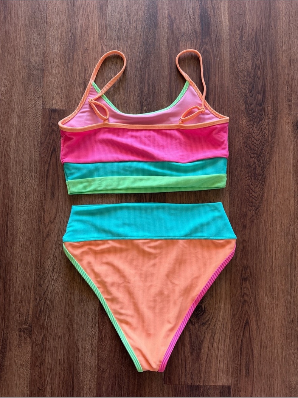 New Beach Riot Bikini Set - Picture 5 of 5